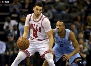 英雄联盟总决赛赛程-灰熊险胜，最后时刻绝地反击成功