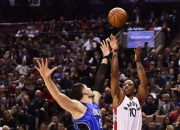 英雄联盟总决赛-包含日本乒乓球队力克世界网球队，伦纳德惊艳世界波激烈交锋八强赛，成为赛场最大亮点的词条