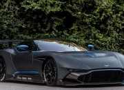 LOL决赛-绝对唯一！无名奇兵0.7秒底角天勾绝杀，改写篮球史定义