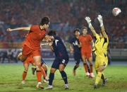 英雄联盟总决赛赛程-国际足坛精彩瞬间回放，感动再现