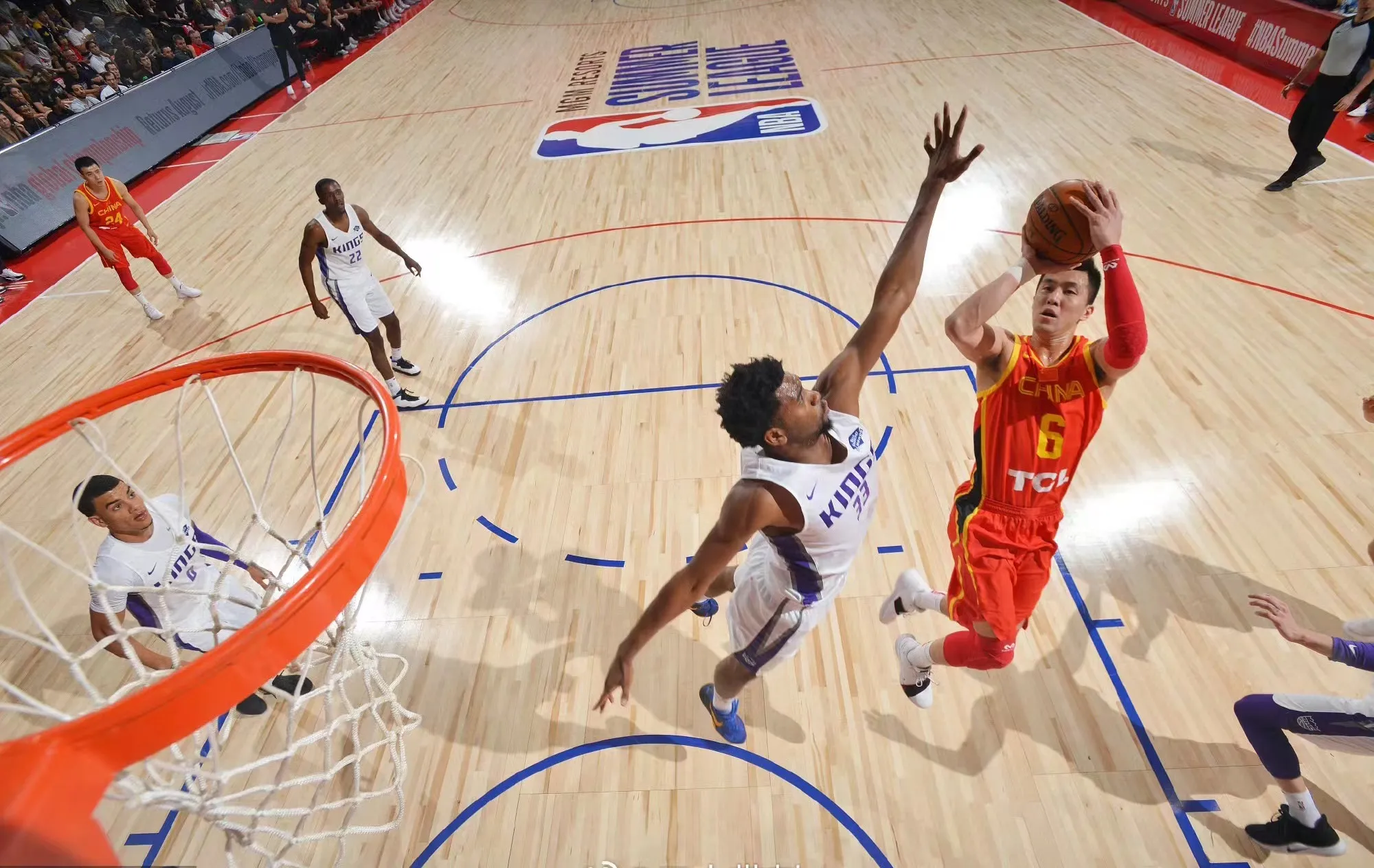 国内男篮联赛锦标战再掀风起云涌