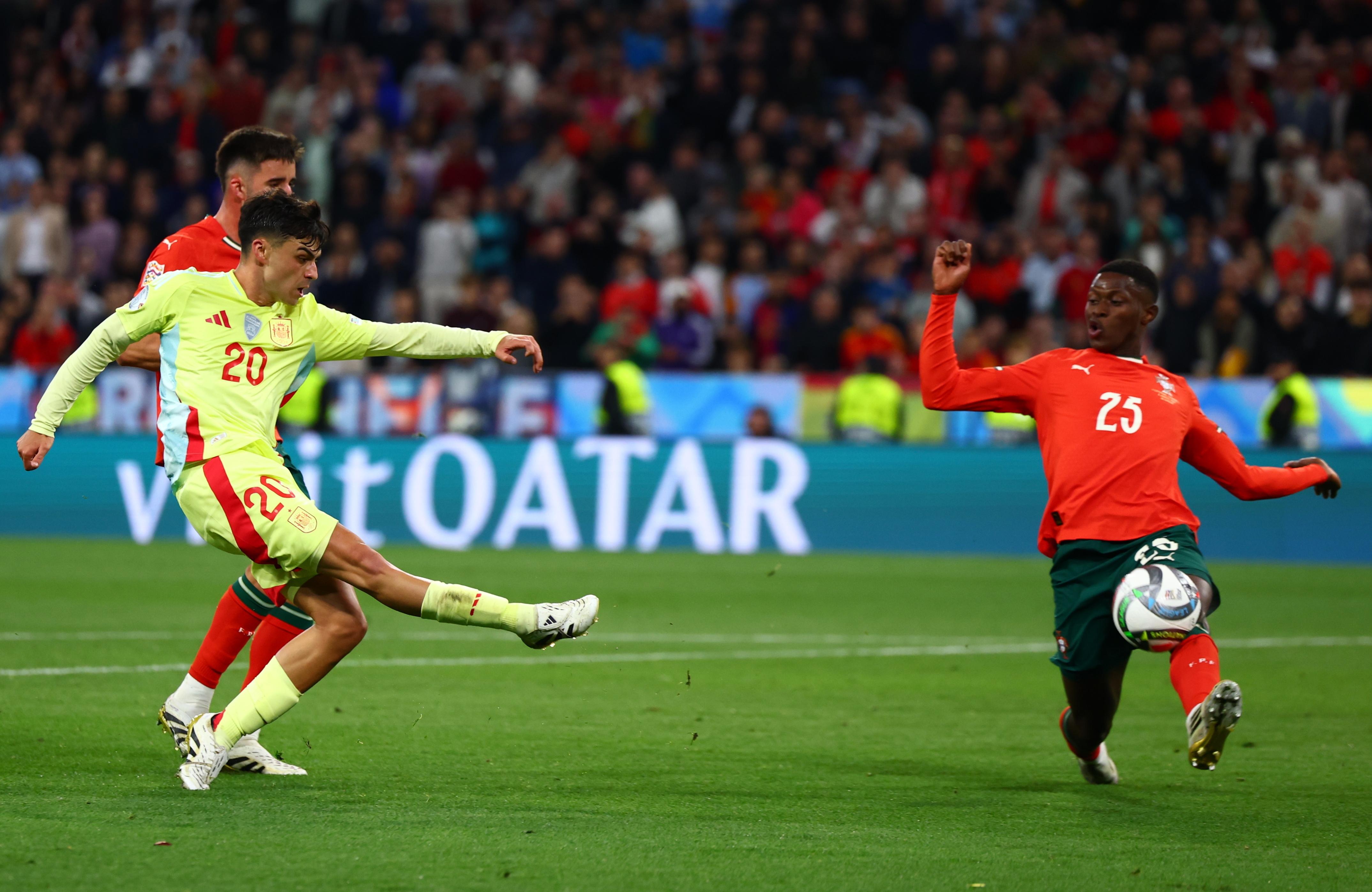 葡萄牙代表队表现出色称霸赛场的简单介绍