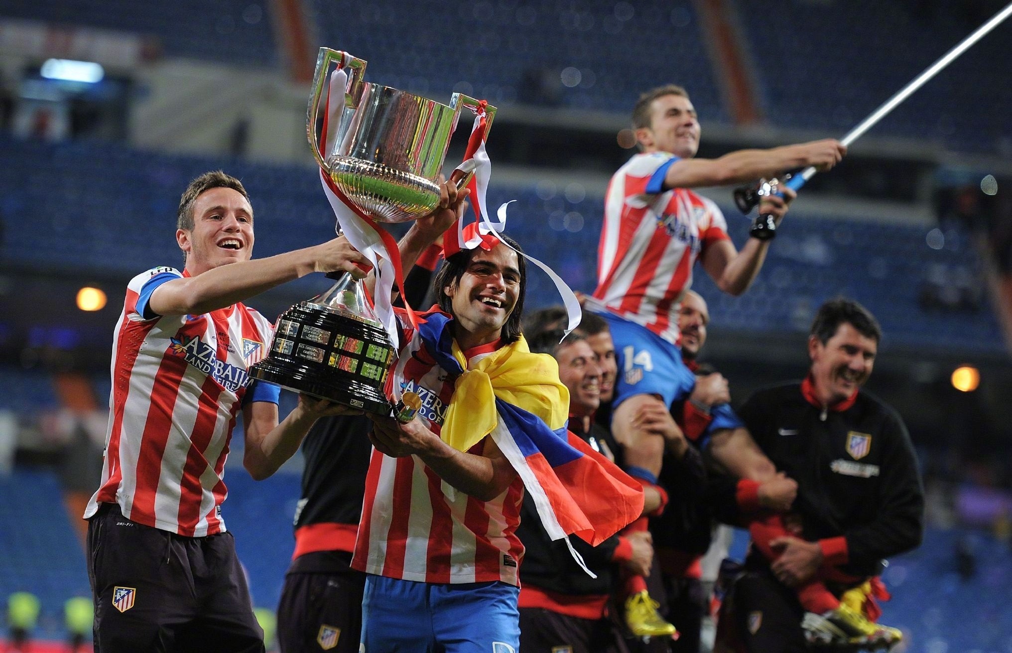 西班牙队员逆袭成功，金牌加冕