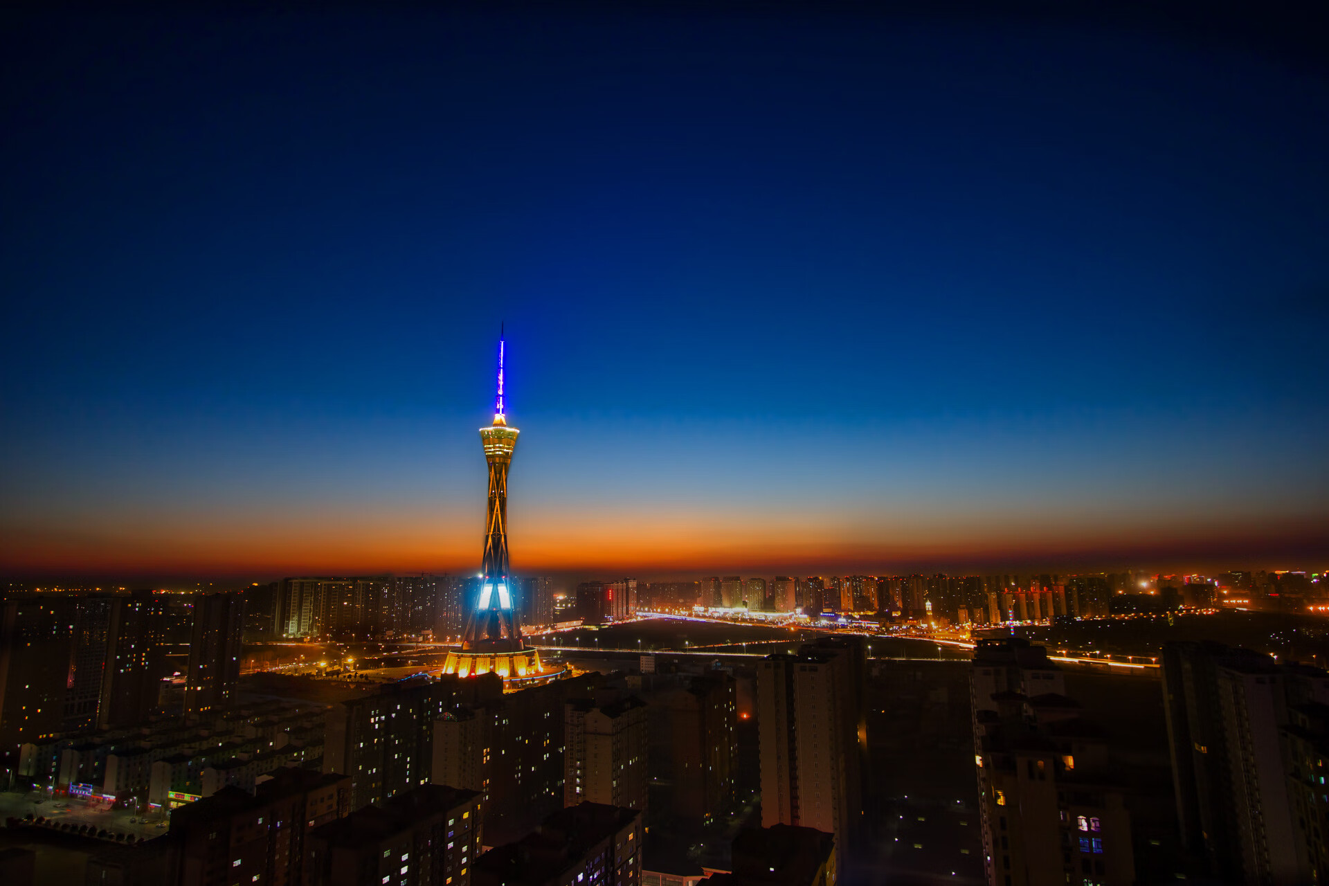 兵临城下,2026世界杯G组,英格兰三狮风暴席卷西班牙,吉鲁化身法国推土机撕裂斗牛士防线